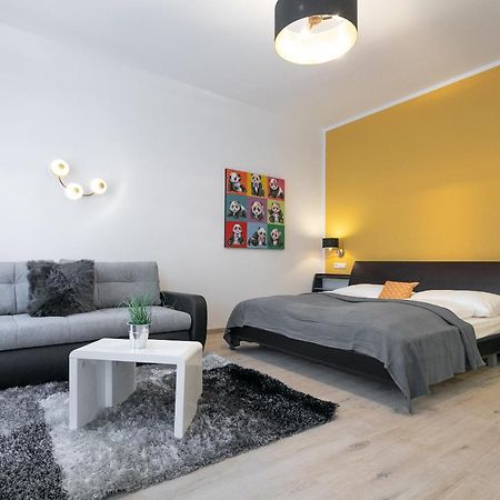 Wf-Apartment Zentral, Trendig & Modern, Westbahnhof Wien Eksteriør billede